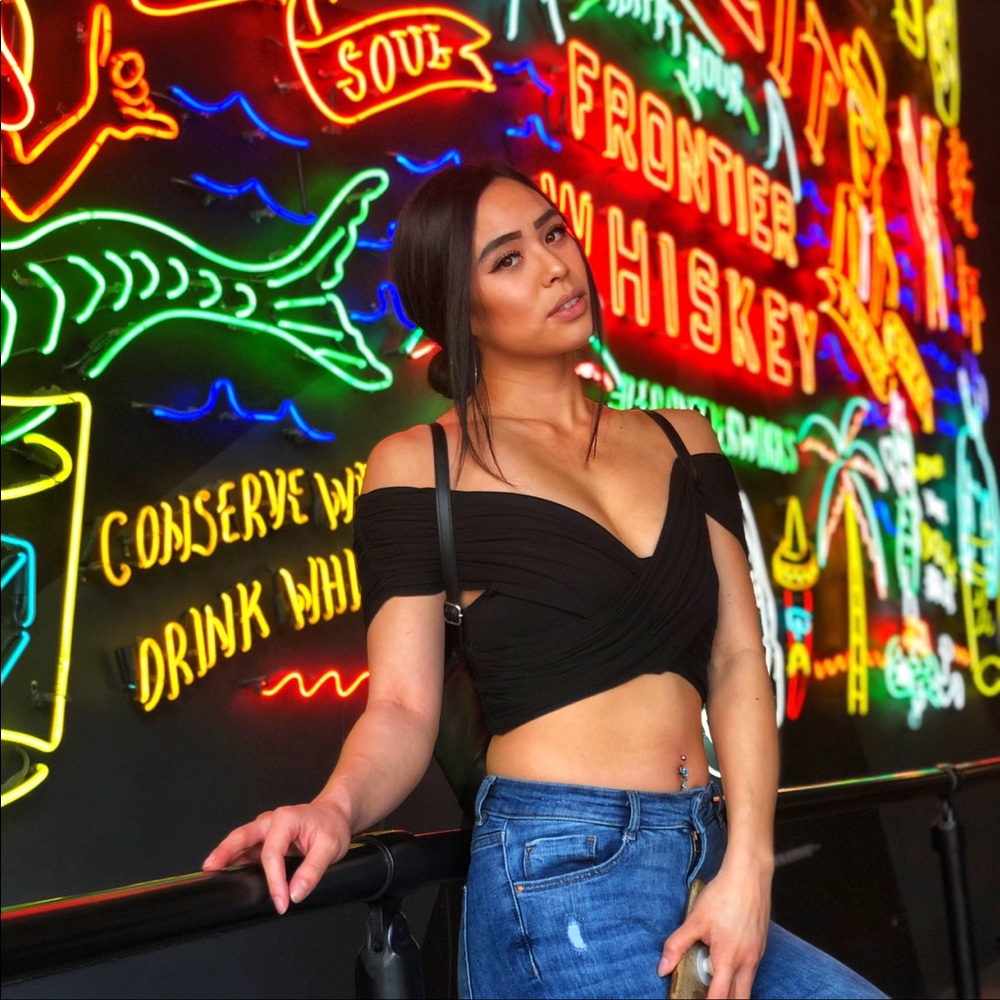 black cross crop top